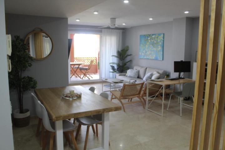 Sotogrande Paseo Del Mar - 10 Steps Away From The Beach San Roque  Εξωτερικό φωτογραφία